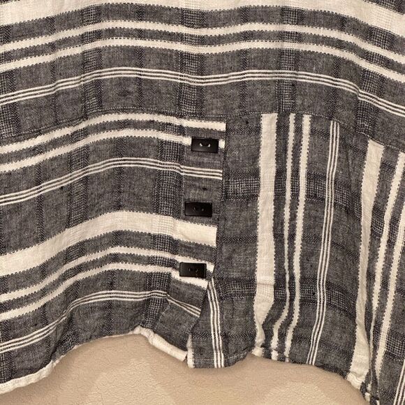Ali Miles Womens Tunic Top Size 1X Linen Black Grey White Stripes Buttons Artsy - Picture 8 of 8